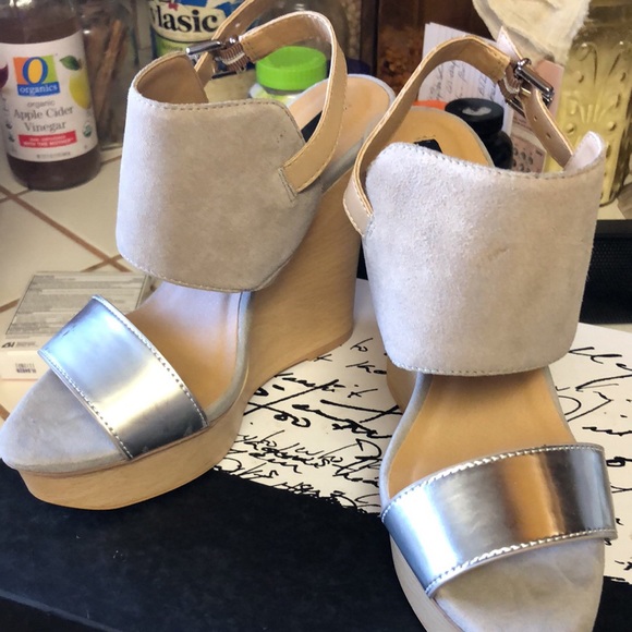 Kensie High Wedge Slip on Sandal - Picture 2 of 8